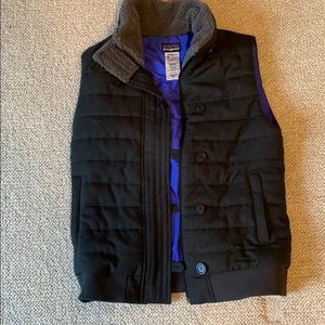 Women’s Patagonia puffer vest